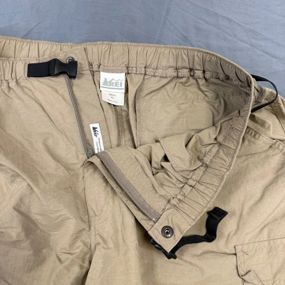 REI Sahara Mens XL Tan Nylon Convertible Cargo Hiking Pants Zip Off Shorts